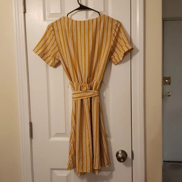 A New Day Yellow Dress - Picture 6 of 6